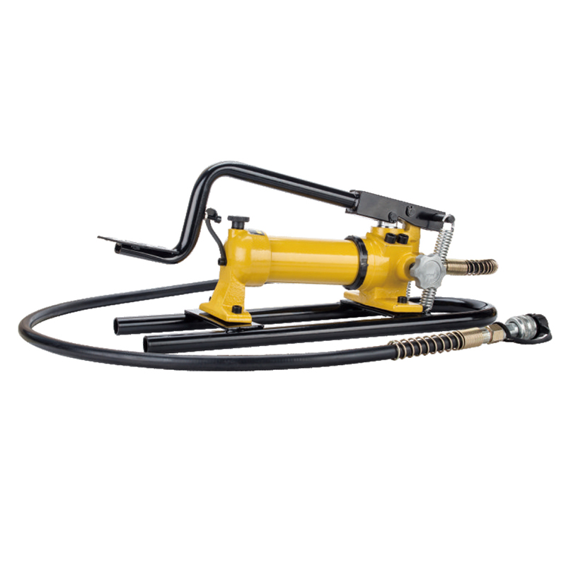 Heavy Duty Professional Foot Operated Hydraulic Pump with Hose and Coupler for Industrial Applications, CFP-800B Model